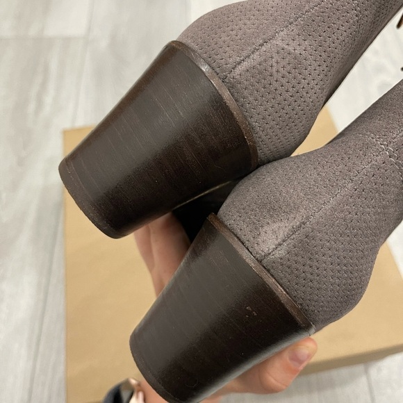 Gentle Souls Blaise Wedge Bootie 2 Concrete 9 - Picture 9 of 9